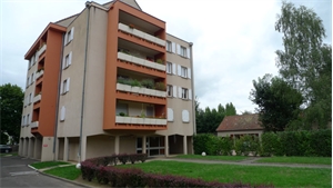 t3 à la vente -   71400  AUTUN, surface 81 m2 vente t3 - UBI449380205